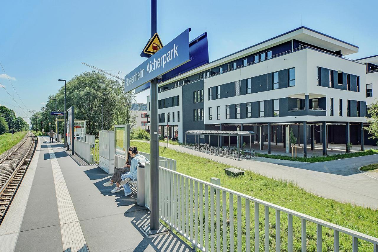 Bright: Rosenheim Aicherpark Exterior photo